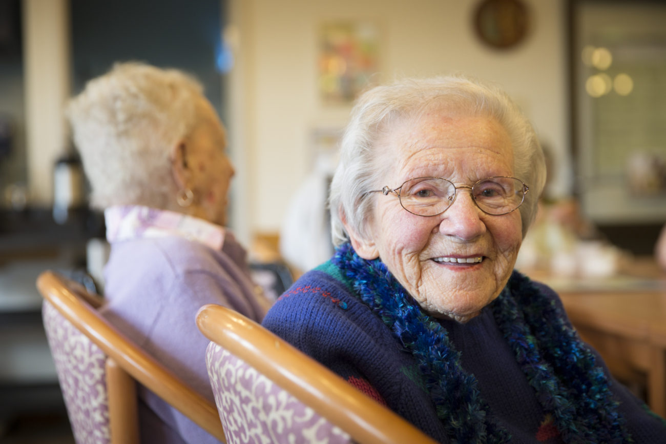 elderly woman at quiz time