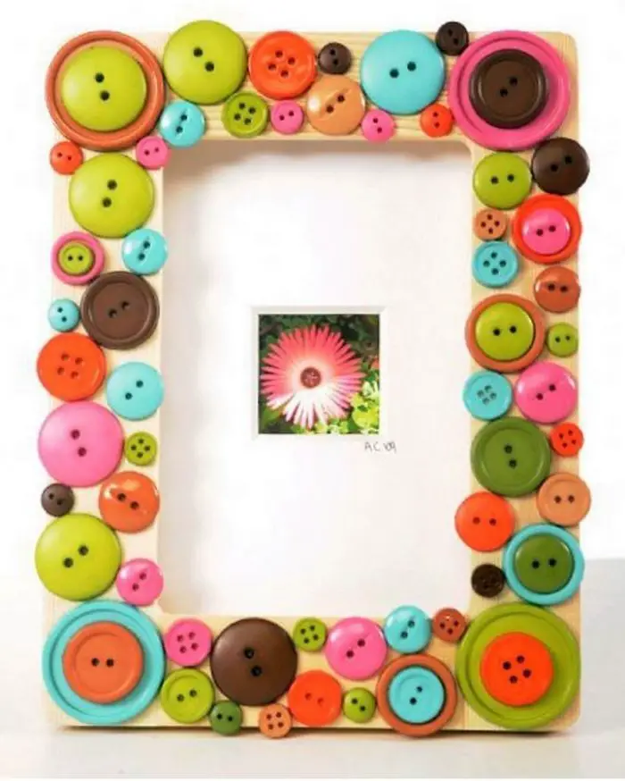 Picture Frame with buttons