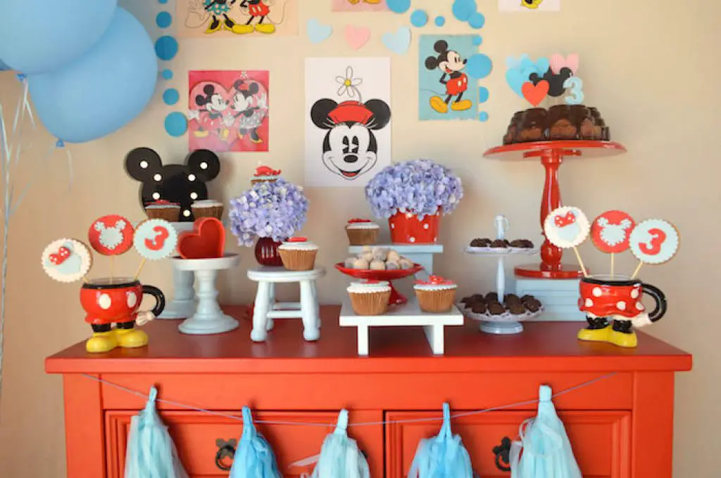 Mickey Mouse Birthday treats and decorations