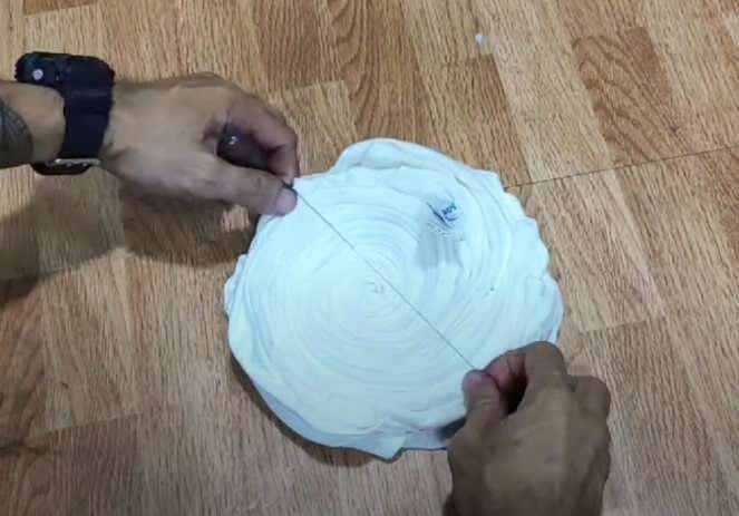 Securing shirt with rubber bands