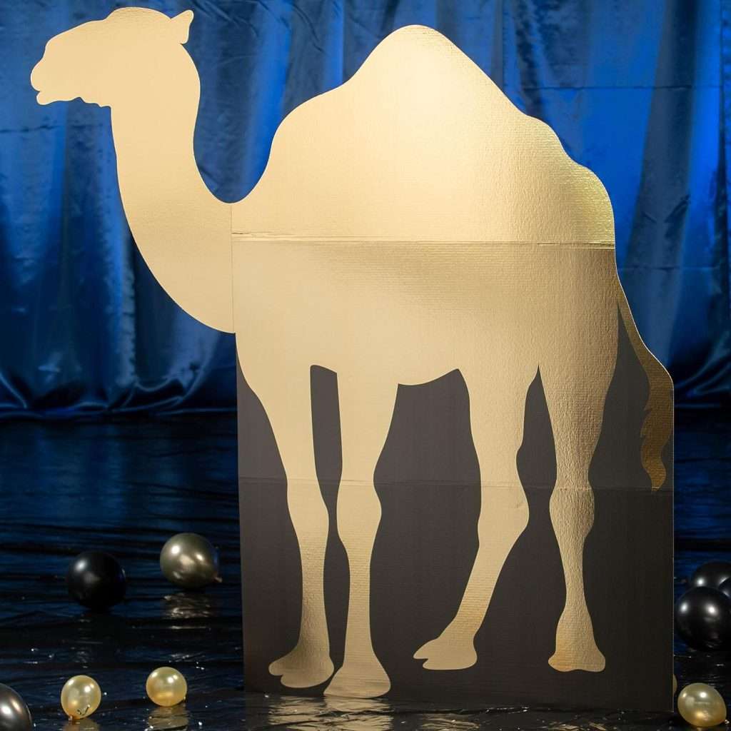 Camel Cutout