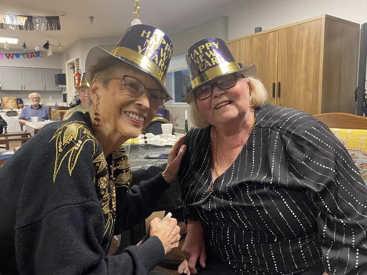 seniors celebrating new year