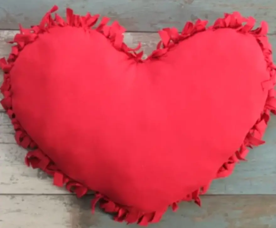 No-Sew Heart Pillow Finished Product